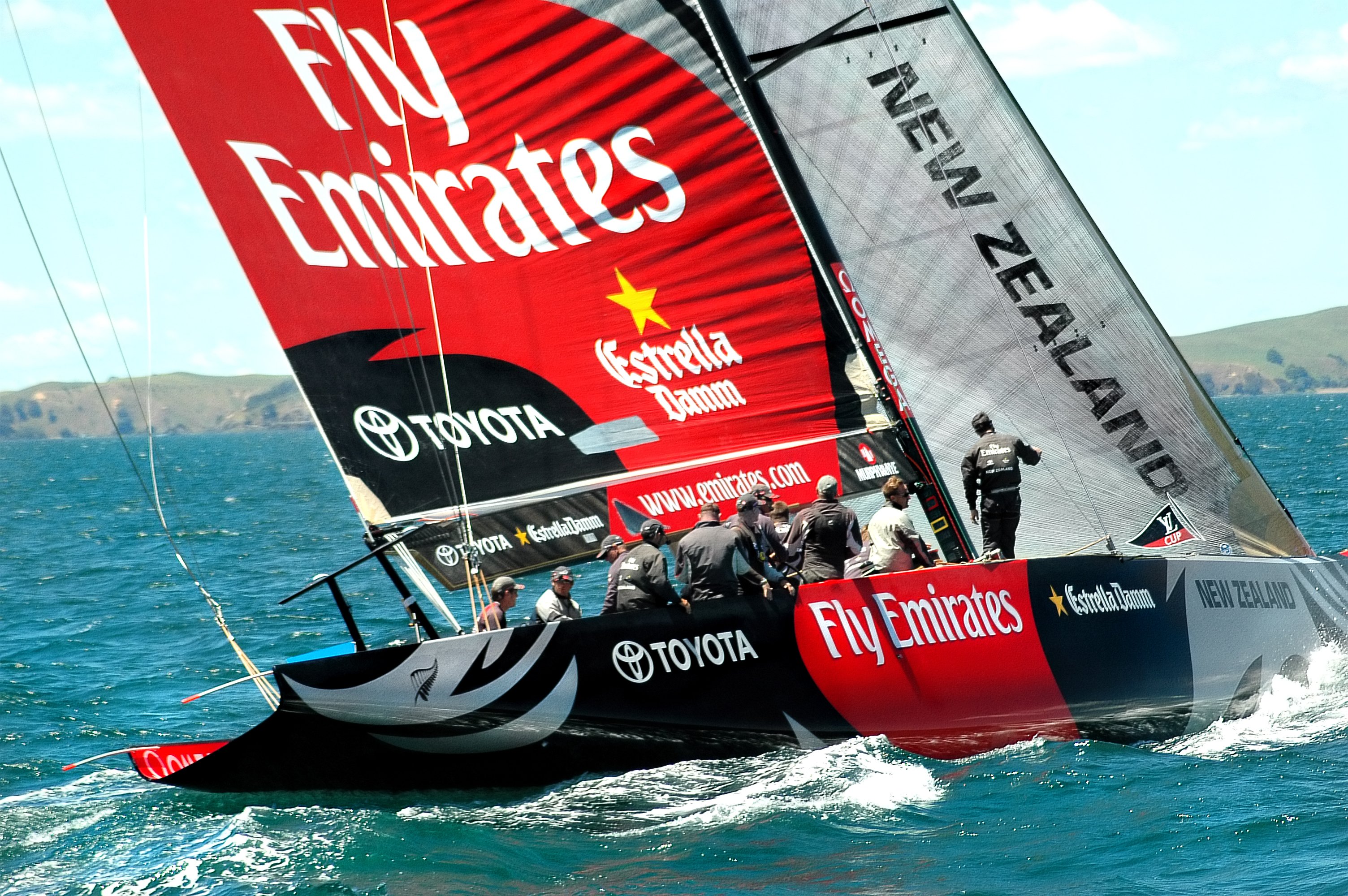 SAILING EXPERIENCE: AMERICA'S CUP